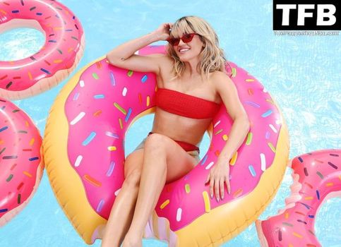 Ashley Roberts