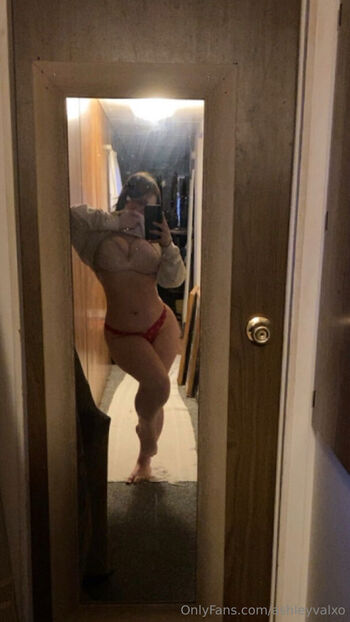 ashleyvalxo