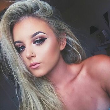 Ashlyn Sharp