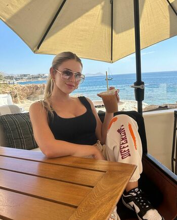 Ashlyn Sharp