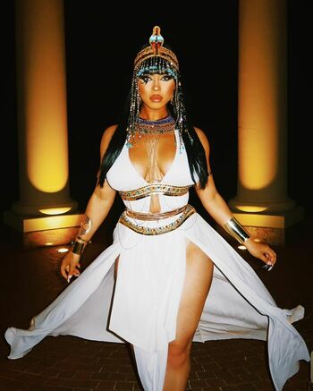 Asia Monet Ray