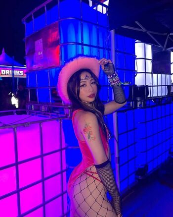 Asianbbykink