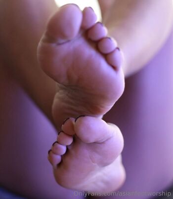 asianfootworship