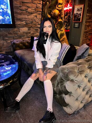 asianiina
