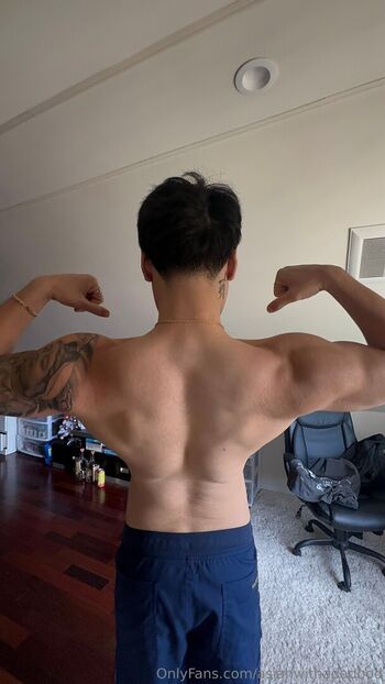 asianwithadadbod