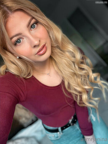 ASMR Janina
