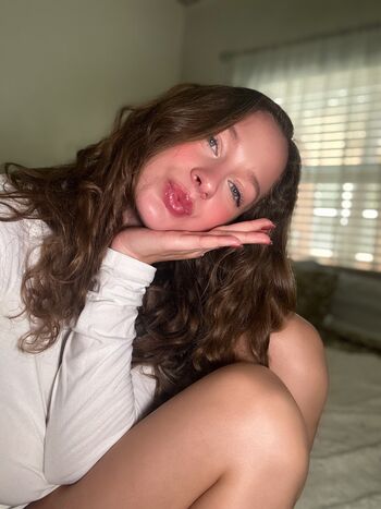 ASMR Marlena