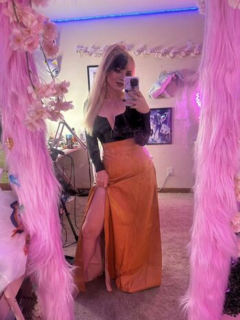 ASMR Shanny