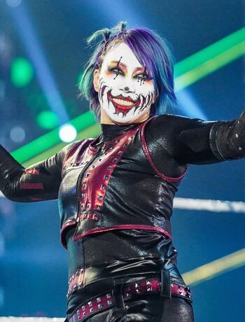 Asuka WWE