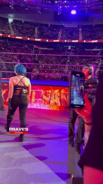 Asuka WWE