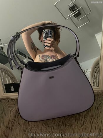 Atombabe