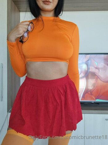 Atomicbrunette18