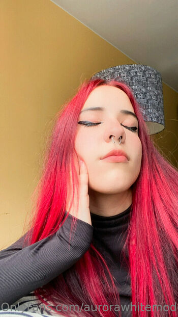 aurorawhitemodel