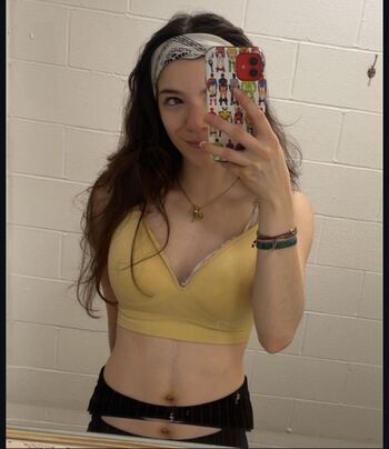 Ava Anduze