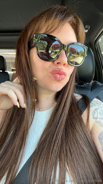 ava-jadefree