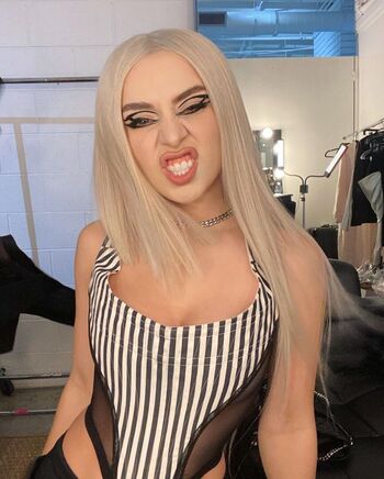 Ava Max