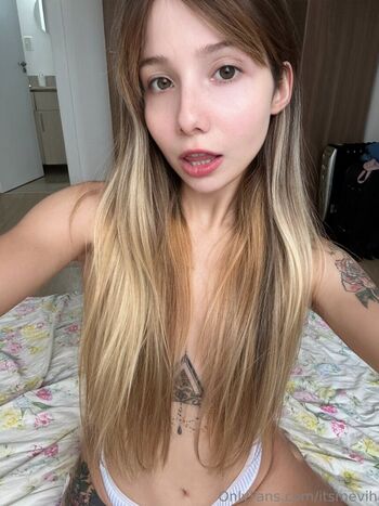 ava_waifu