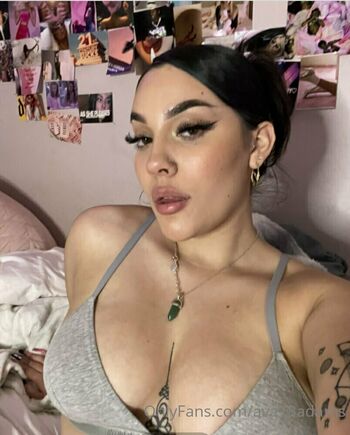 Ava18adams