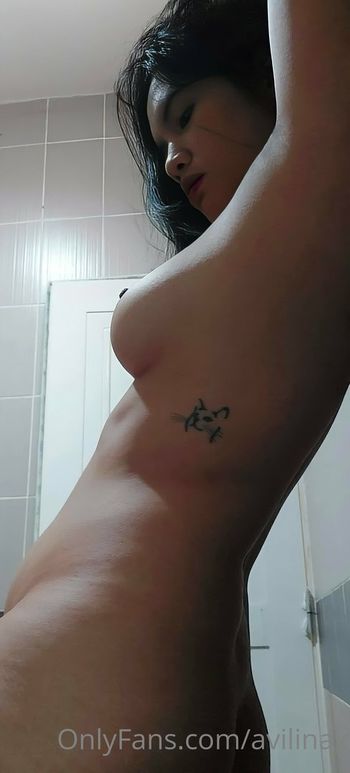 avilinax