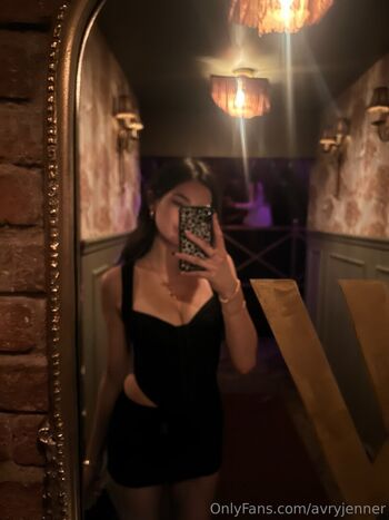 avryjennervip