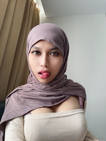 ayshamuslim