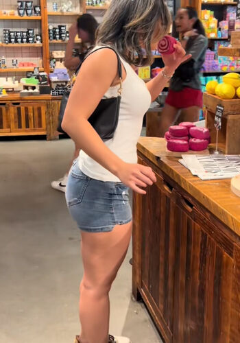 Babylena01