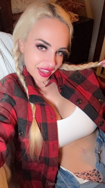badbellaxofree