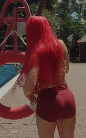 Badmómzjay