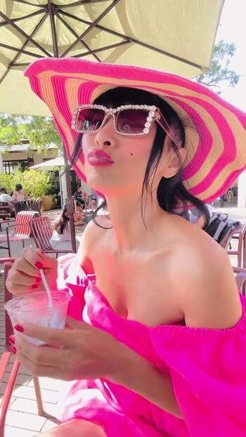 Bai Ling