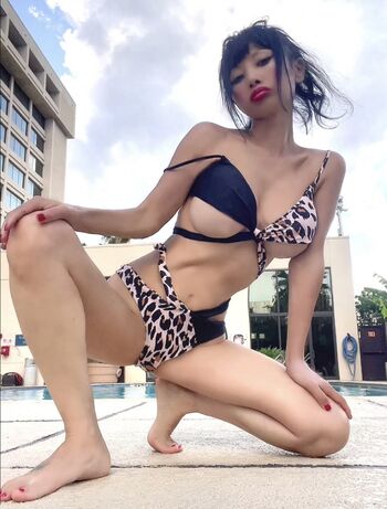 Bai Ling