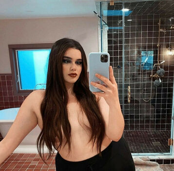Barbie Ferreira (Euphoria actress)