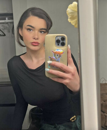 Barbie Ferreira