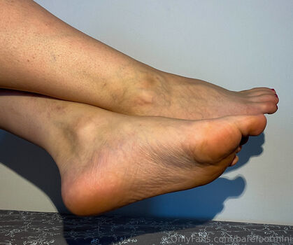 barefootmini