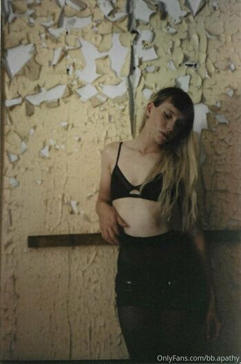 bb.apathy