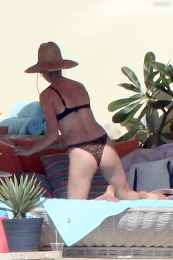 Behati Prinsloo
