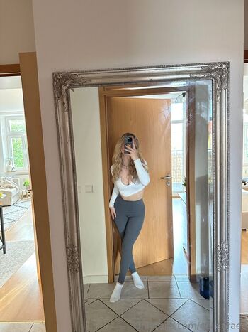 bellaaraee
