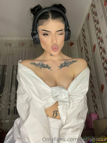bellahotxx