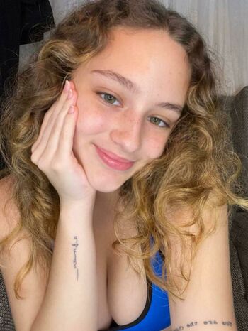 bellaskarlett