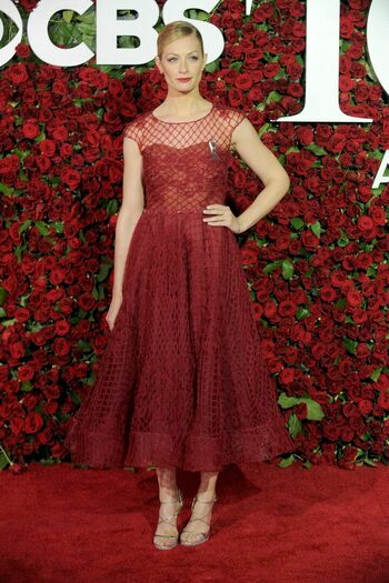 Beth Behrs