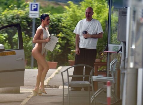 Bianca Censori