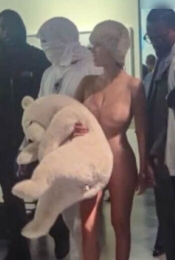 Bianca Censori