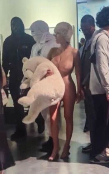 Bianca Censori