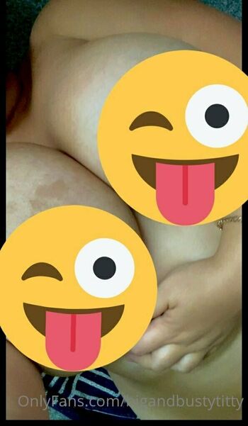 bigandbustytitty