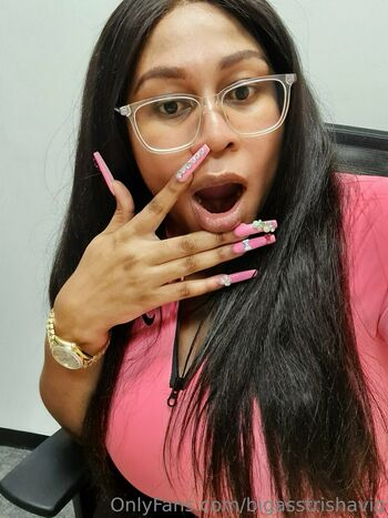 bigasstrishavip