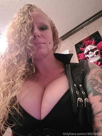 bigbootymandyj1981