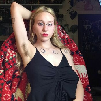 bigtiddiewerekitty