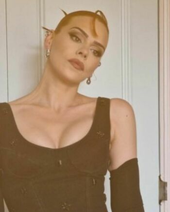 Billie Piper