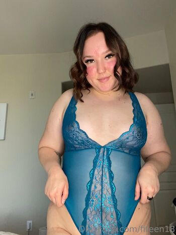 bisexualcollegegirl