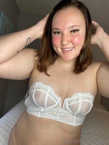 bisexualcollegegirl
