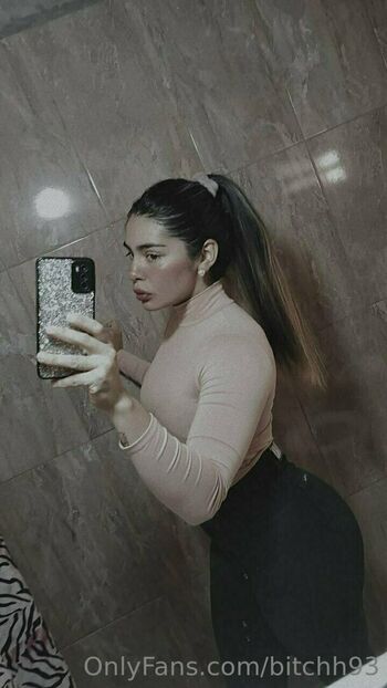 bitchh93